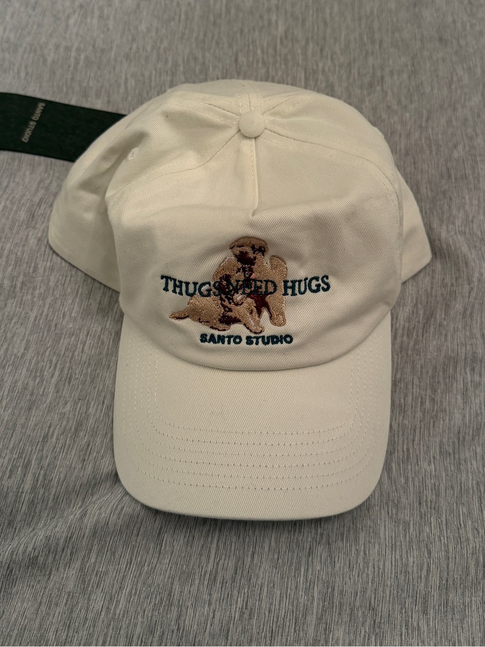 “Thugs Need Hugs” puppy hat